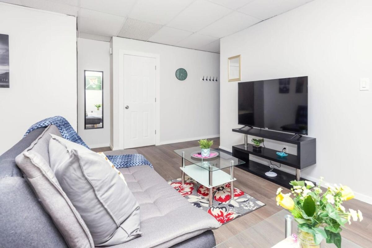 Modern 1Br Condo - Chinatown Near Little Italy Ottawa Exteriör bild
